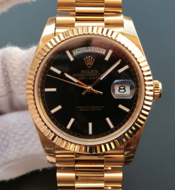 Rolex Day-Date 40mm 228235 RG EW Black Dial RG SS Bracelet A3255