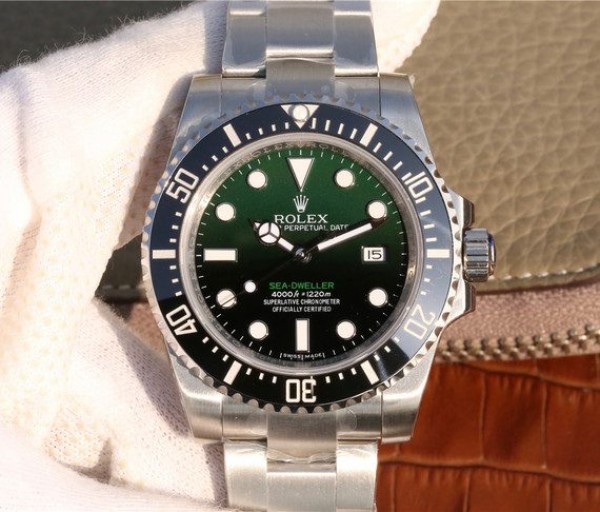 How to buy a Sea-Dweller clone watches for men in Belarus?