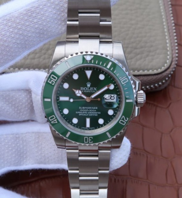 Rolex Submariner 116610 LV Green Ceramic V7 Noob A3135