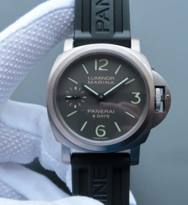 How to buy a Panerai clone watches for men in Cyprus?