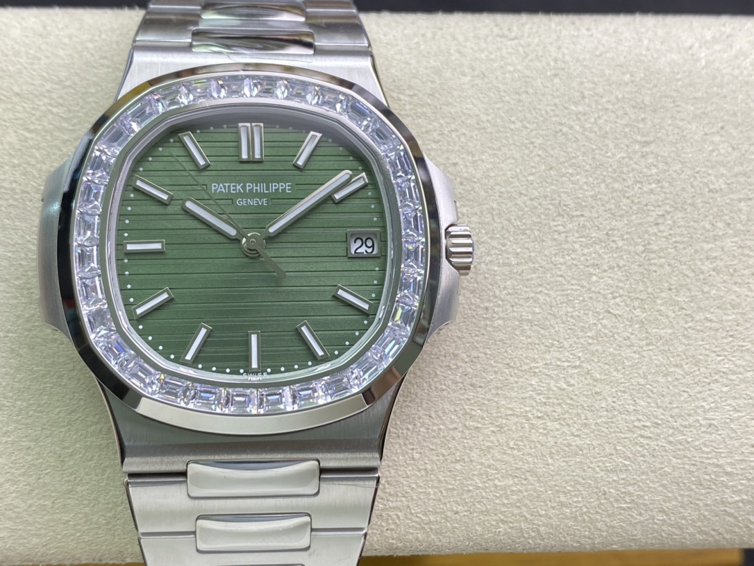 Super Clone Watch: Patek Philippe Nautilus 5711/1300A-001 