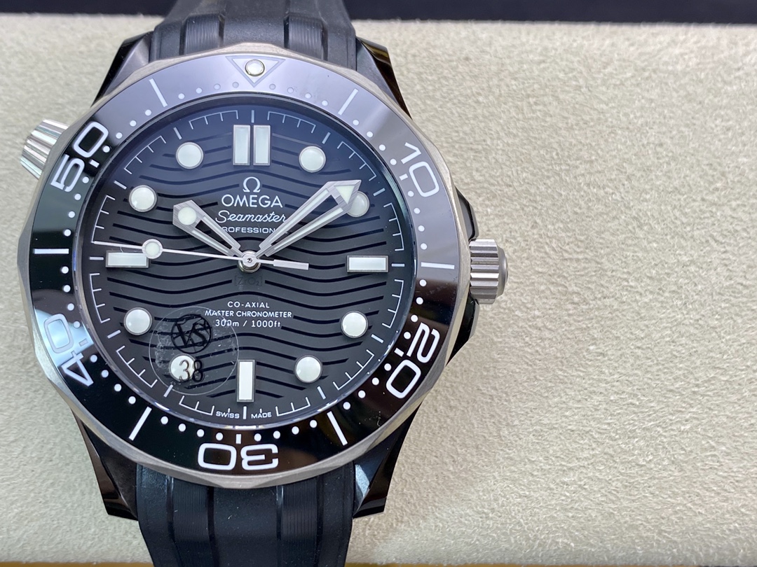 OMEGA Seamaster Diver 300M 42mm