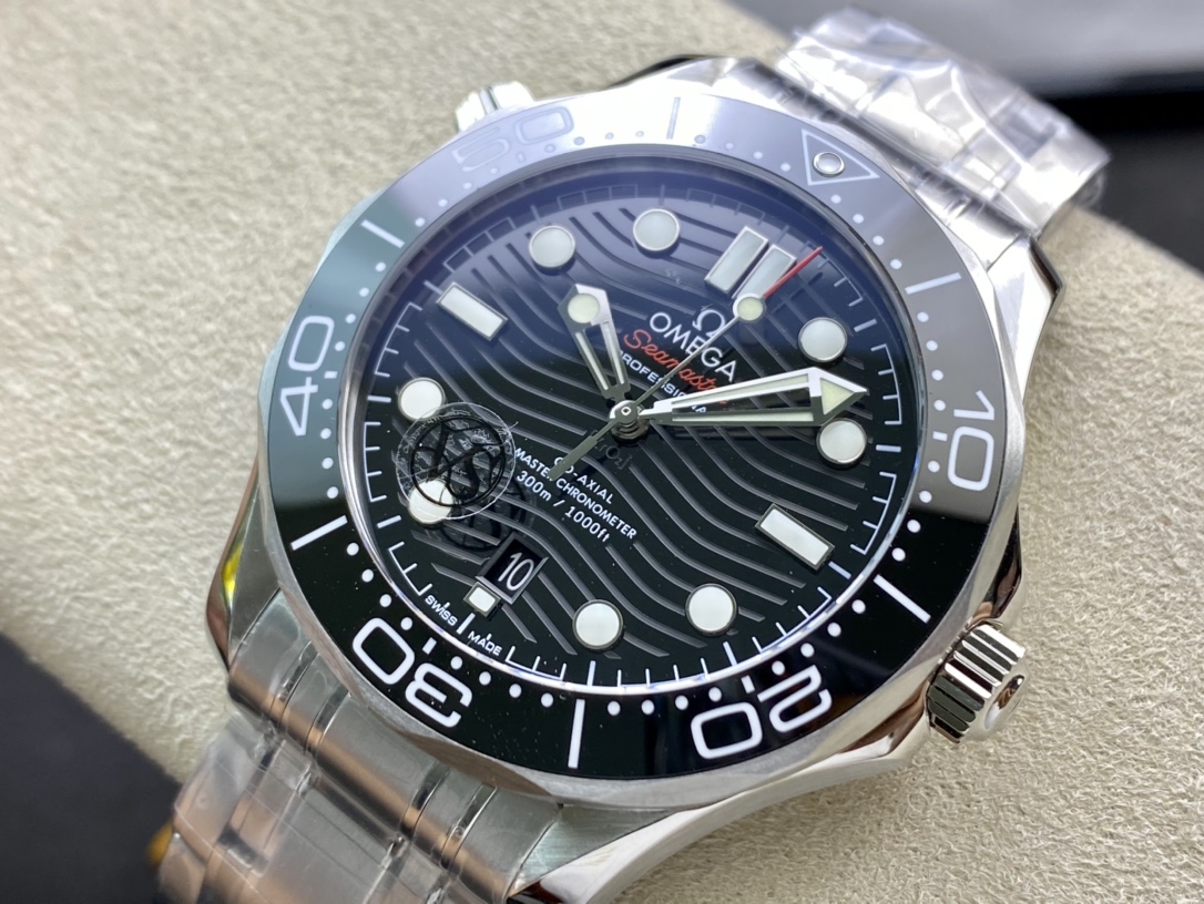 OMEGA Seamaster Diver 300M 42mm Black Dial 