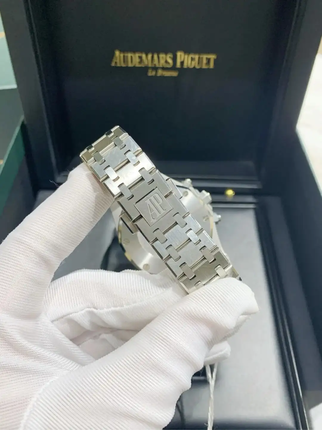 Audemars Piguet Royal Oak Offshore Selfwinding Chronograph Gray 26315ST.OO.1256ST.02 - gallery
