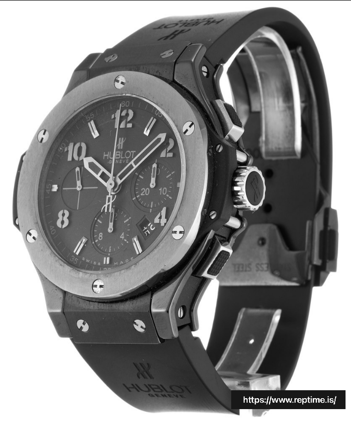 Hublot 44mm 301.CT.130.RX Men Quartz 44 MM - view 3