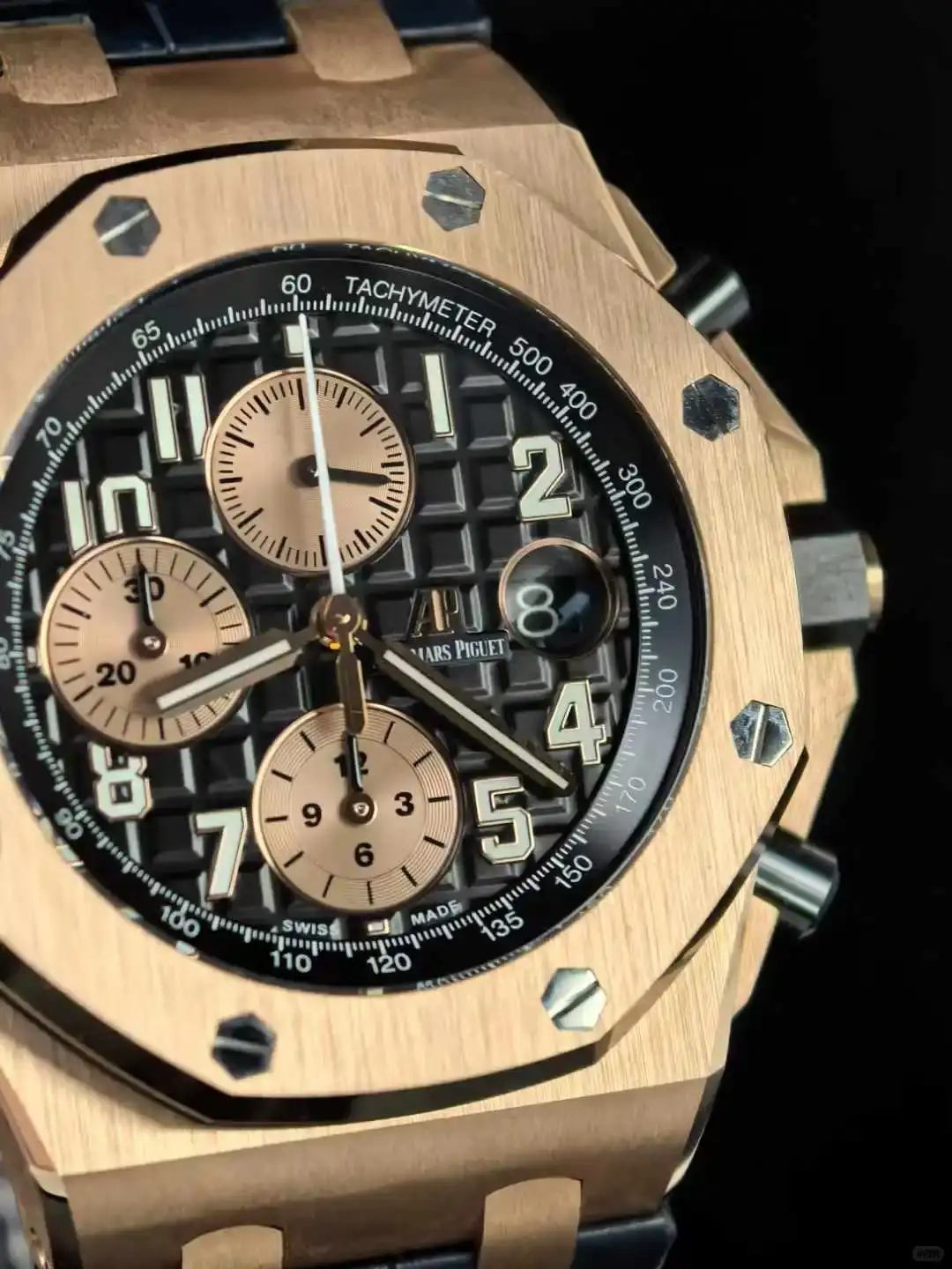 Audemars Piguet Royal Oak Offshore Selfwinding Chronograph Black, Gold 26470OR.OO.A002CR.02 - gallery