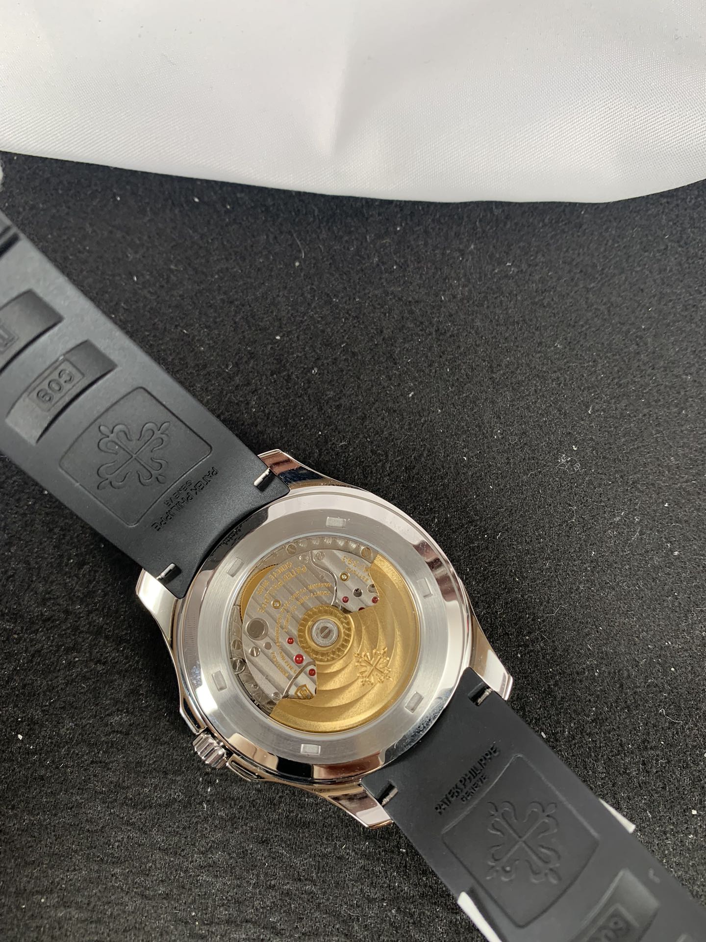 Patek Philippe Aquanaut 5167A-001 - view 3