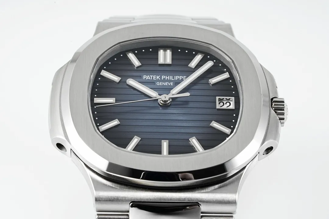 Patek Philippe 5811G Blue Nautilus Watch - view 4