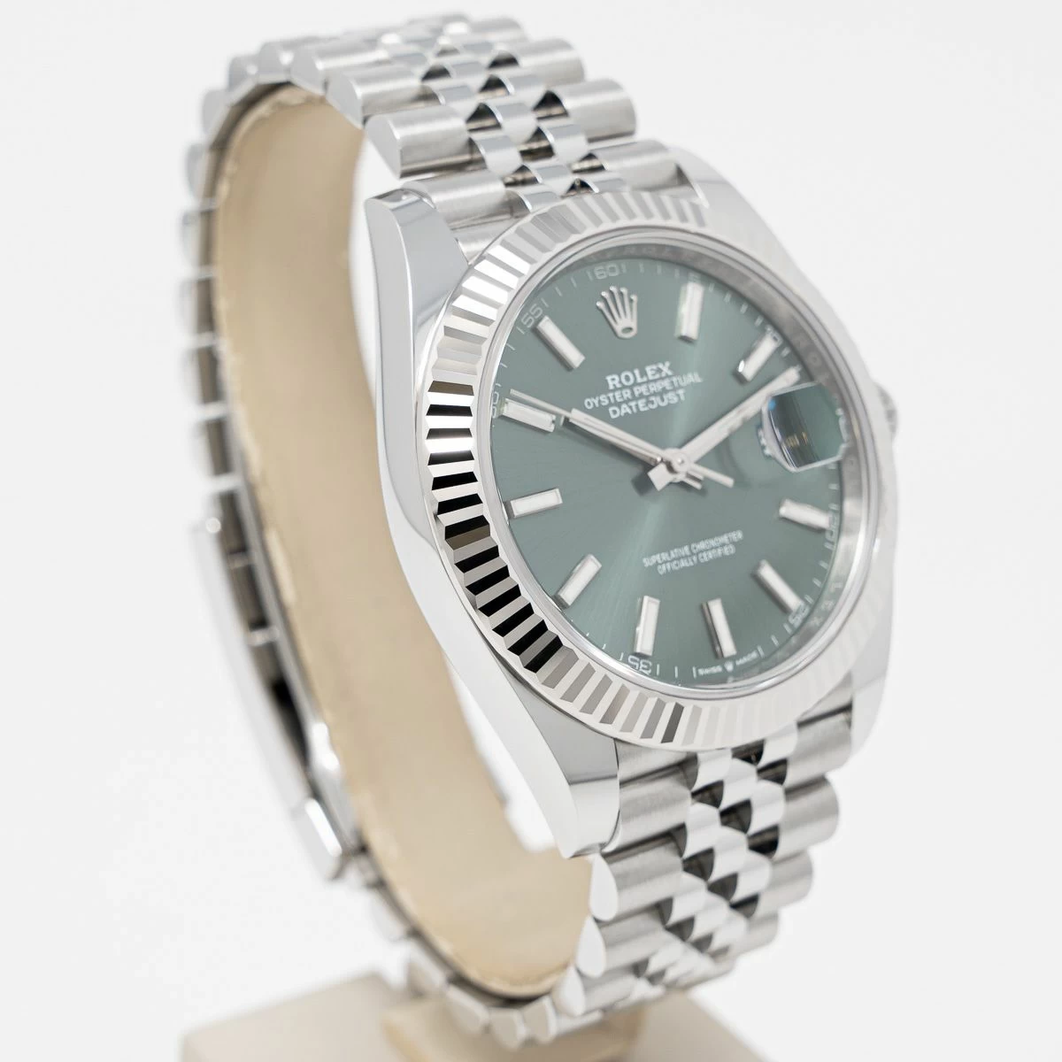 Rolex Datejust 41mm Green Dial 126334 Jubilee - view 5
