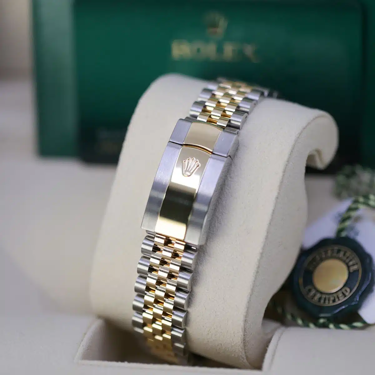 Rolex Datejust II 41mm Champagne Dial 126333 - view 5