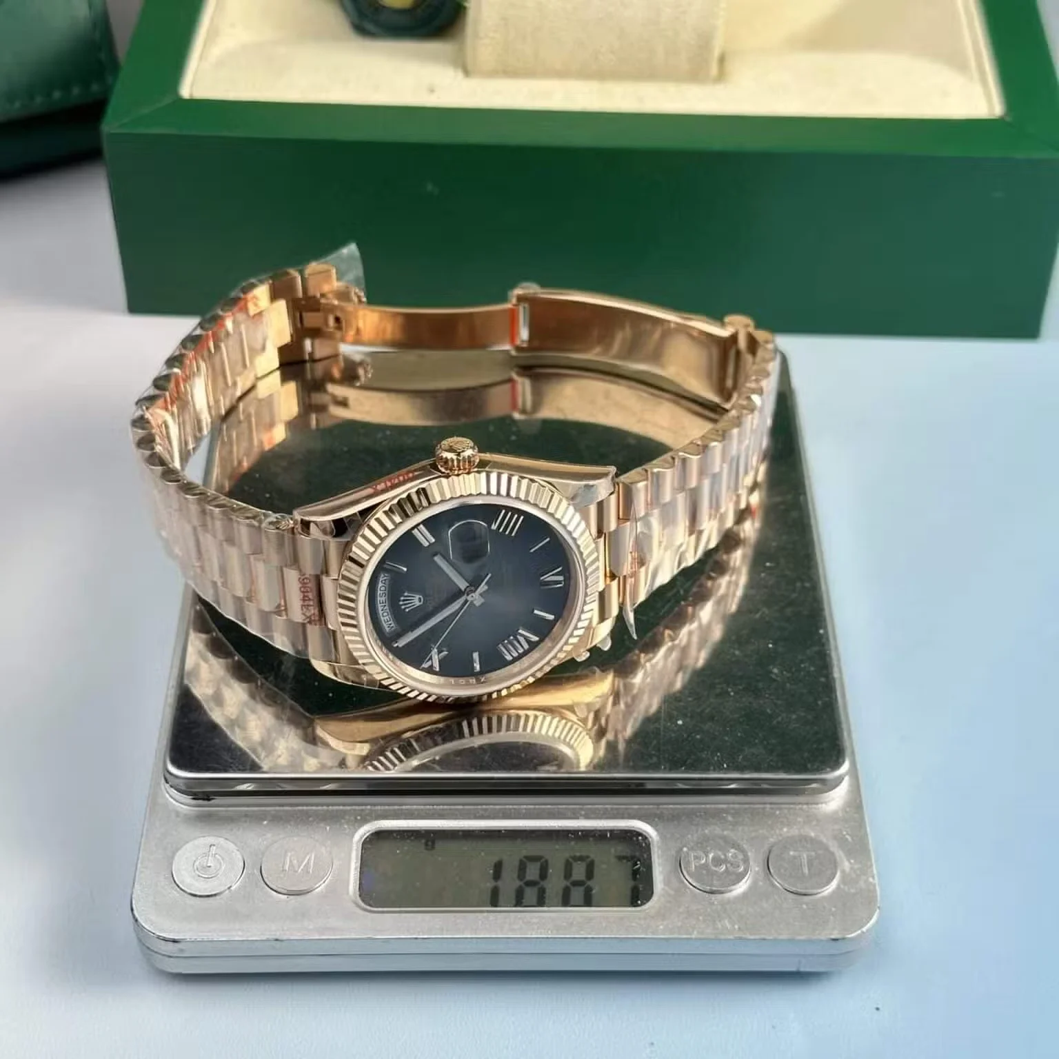Superclone Rolex Day-Date 40 mm Slate Ombre Dial 228235 - view 9