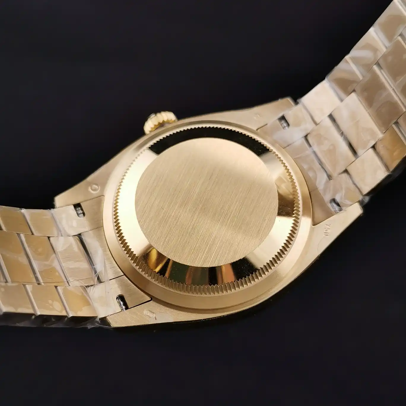 Rolex Day-Date II 36mm Green Dial 128238 - view 9