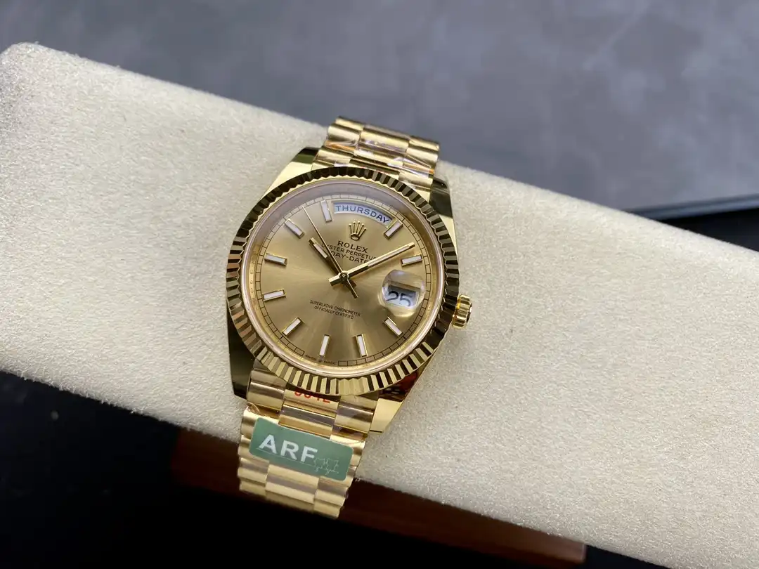 Superclone Rolex Day-Date II 40mm Champagne Dial 228238 - view 6