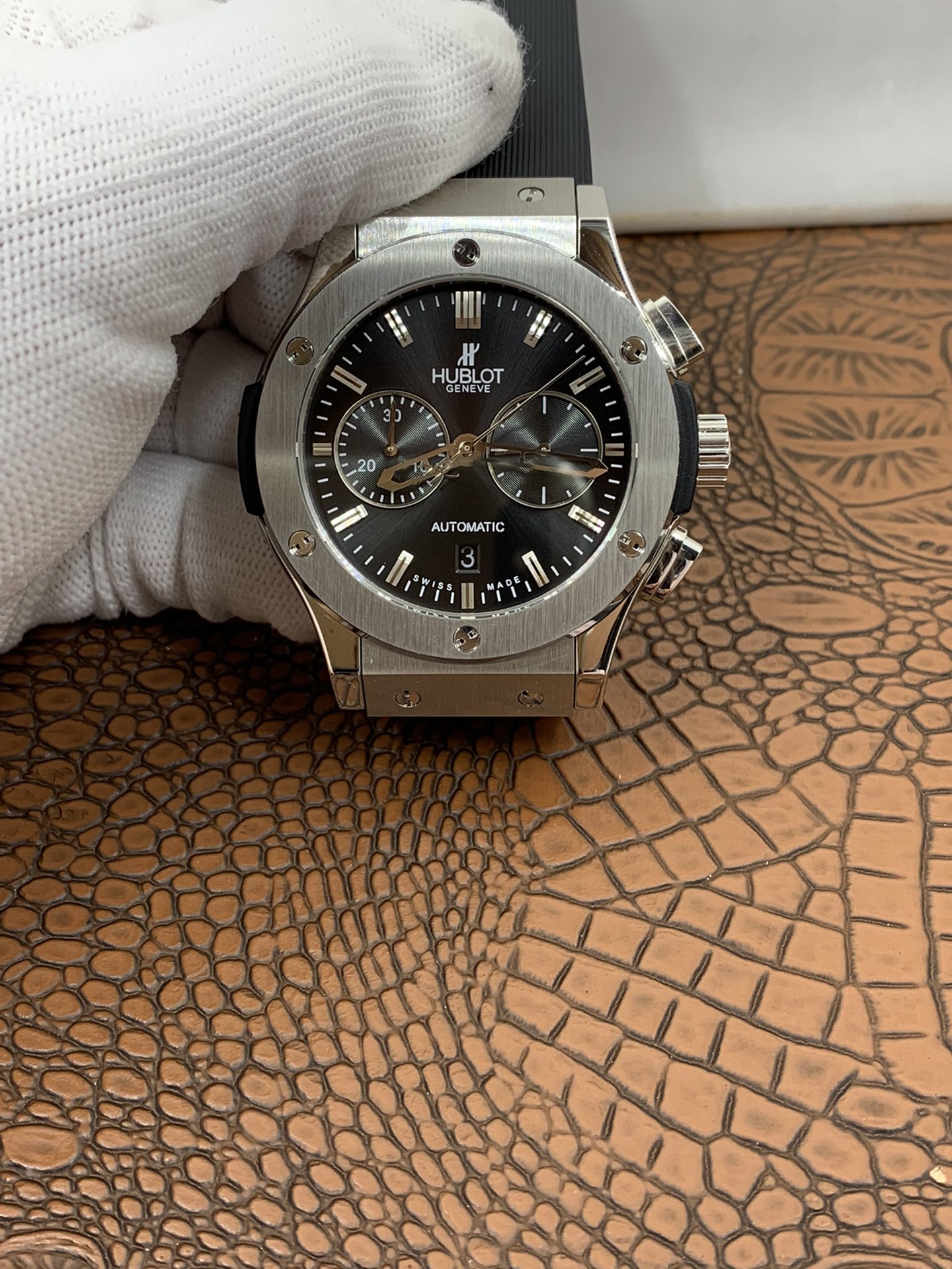 Hublot Fusion Chronograph 45mm 521.NX.7071.RX