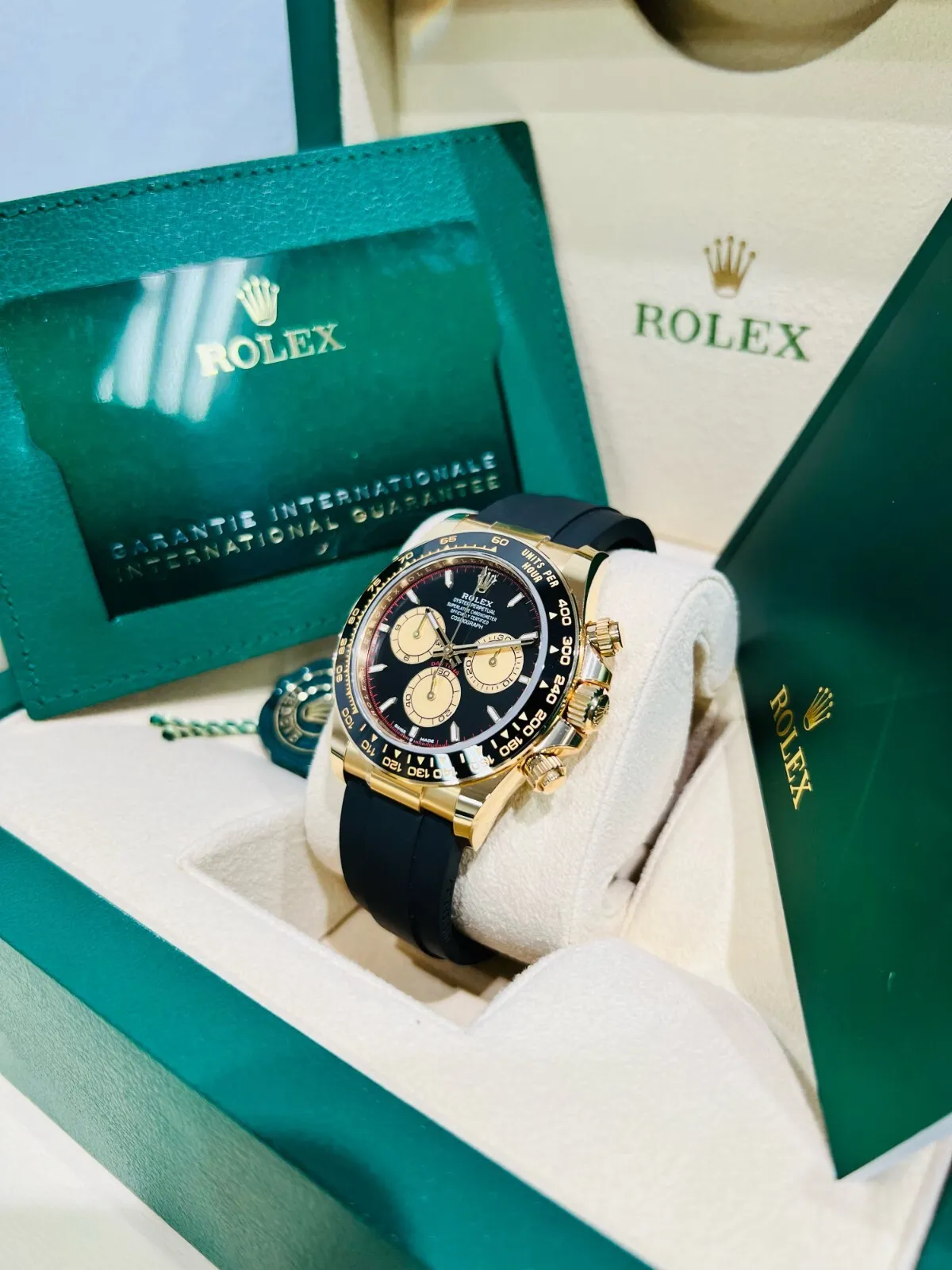 Superclone Rolex Daytona 40 mm Intense black Dial 126518LN - view 4