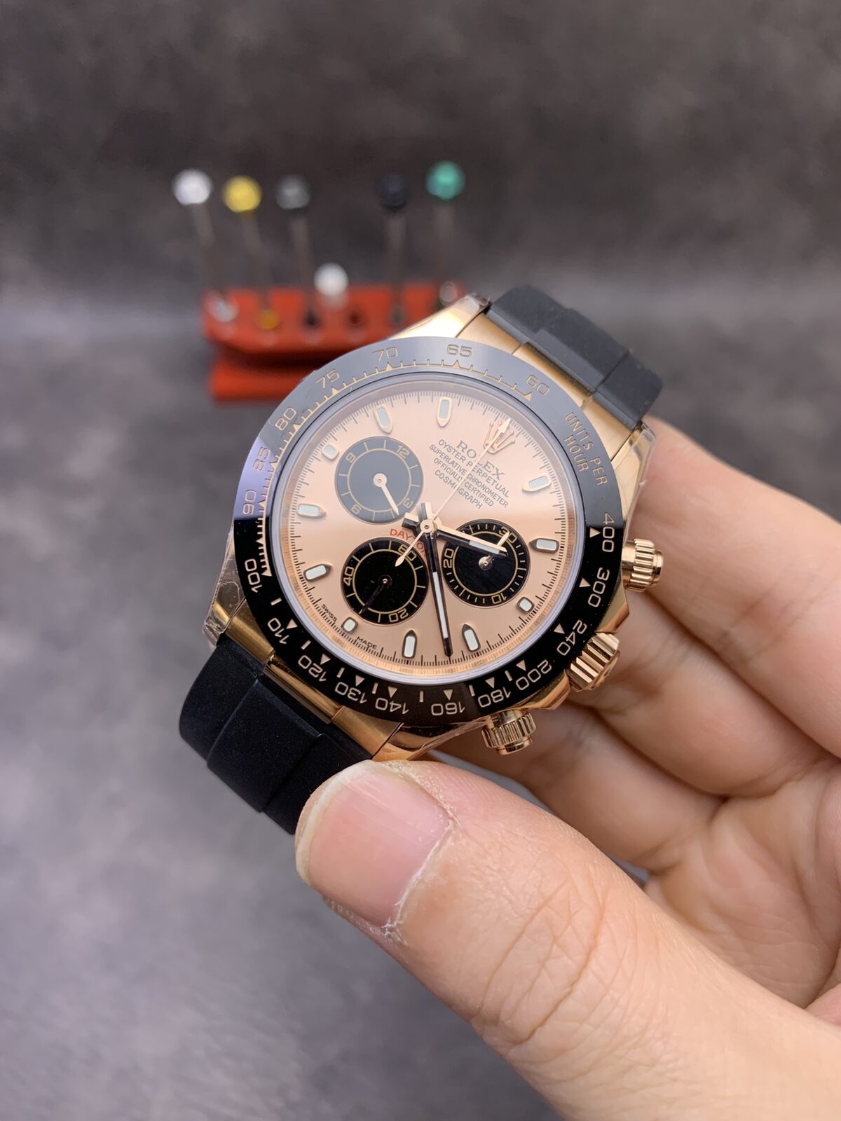 Rolex Cosmograph Daytona Oyster 40 mm Everose gold 116515LN - view 4