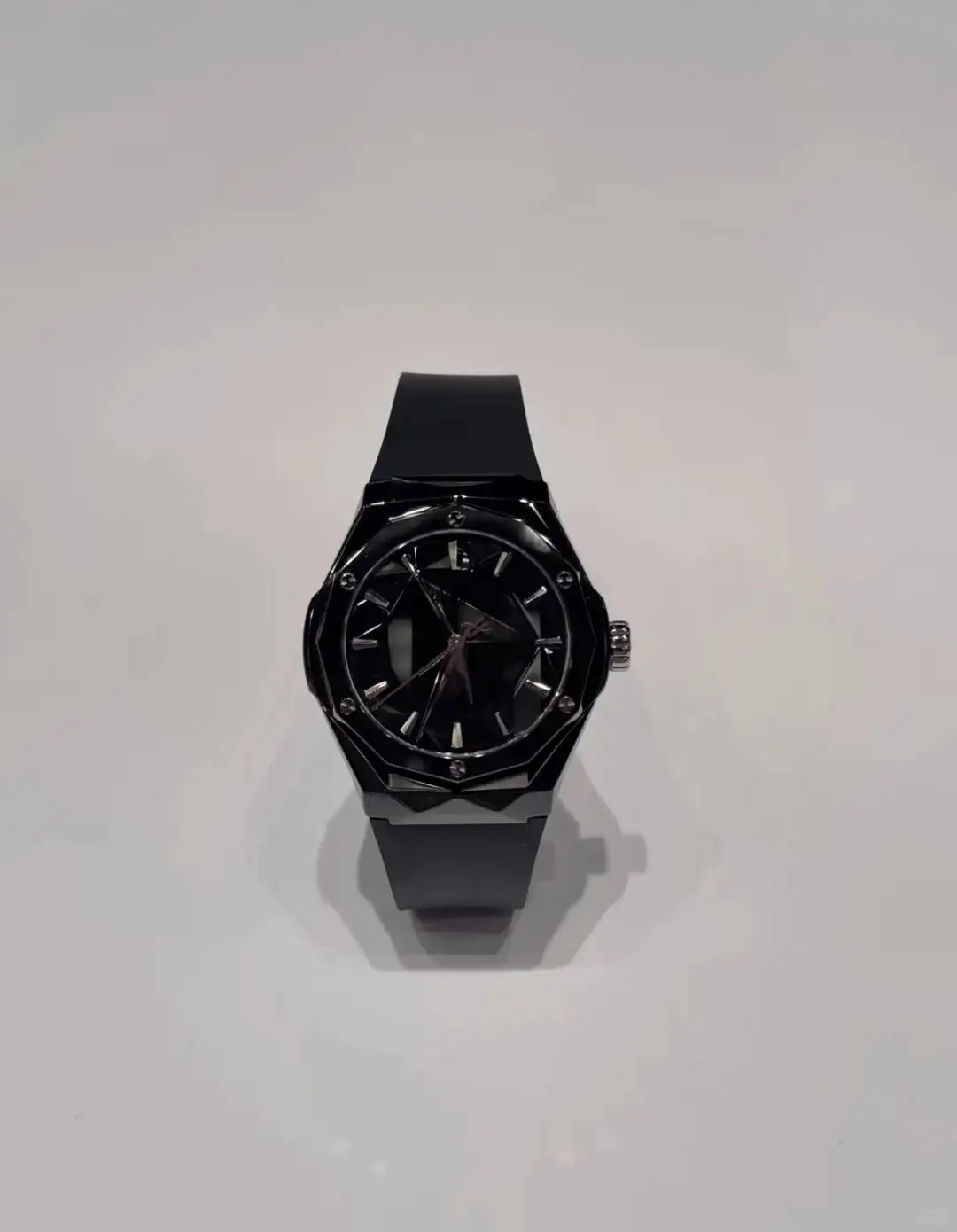 Hublot Classic Fusion Men Automatic Black Rubber Watch 550.CS.1800.RX.ORL21 - view 4