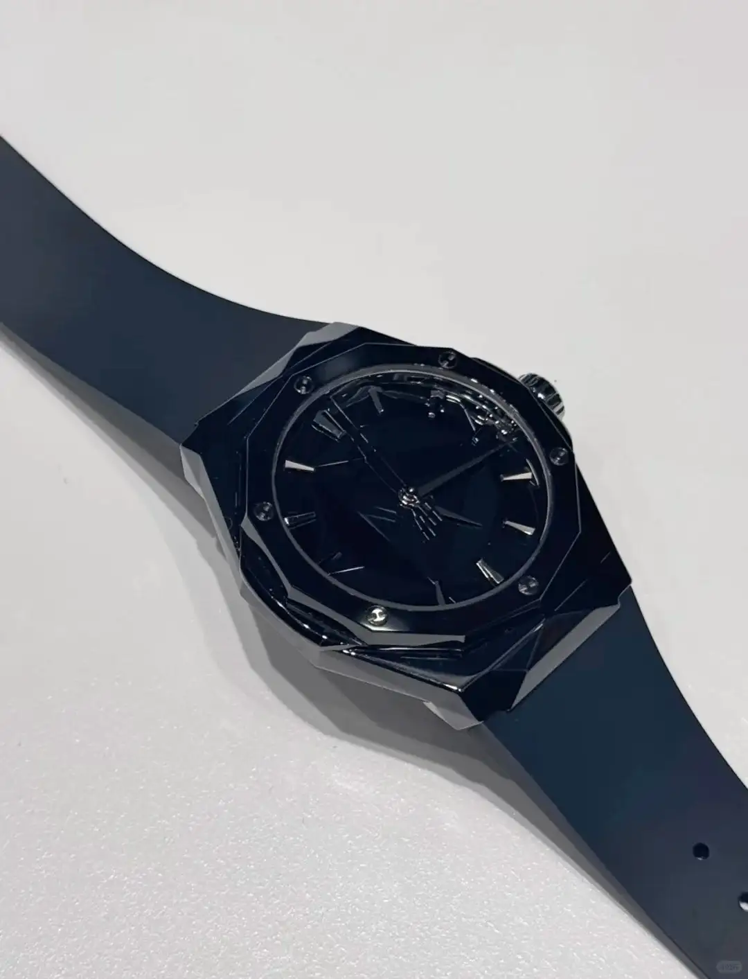Hublot Classic Fusion Men Automatic Black Rubber Watch 550.CS.1800.RX.ORL21 - view 5