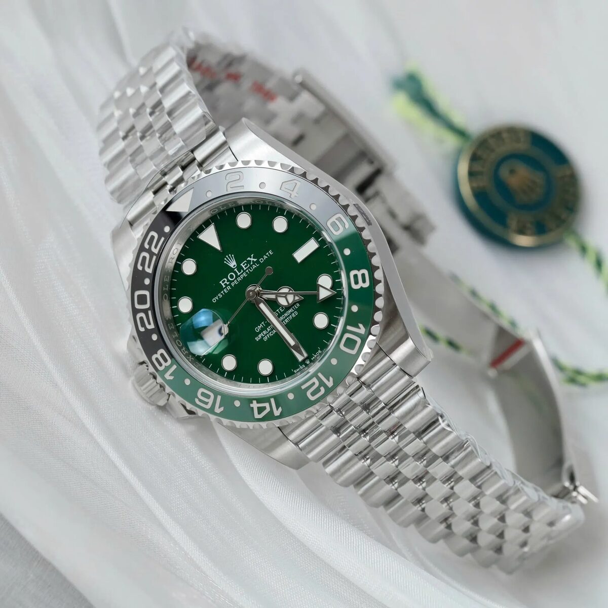 Superclone Rolex GMT-Master II 40 mm 126729VTNR Jubilee “Absinthe” - view 5