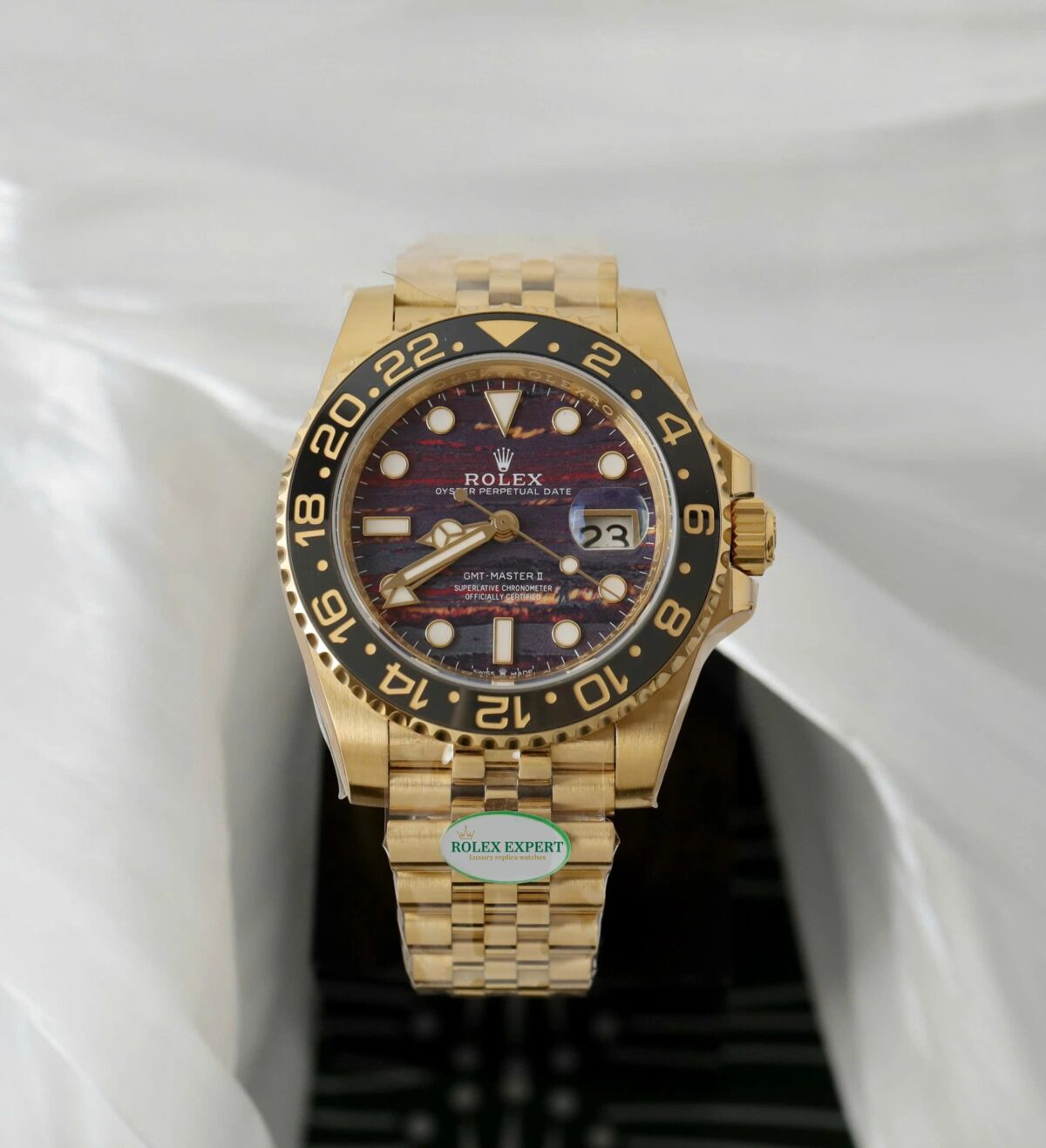 Superclone Rolex GMT-Master II 40 mm 126718GRNR Tiger Iron Dial - view 5