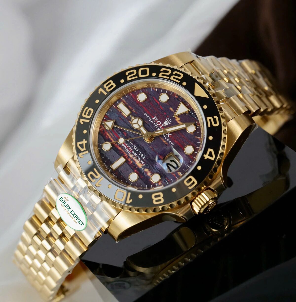 Superclone Rolex GMT-Master II 40 mm 126718GRNR Tiger Iron Dial - view 7