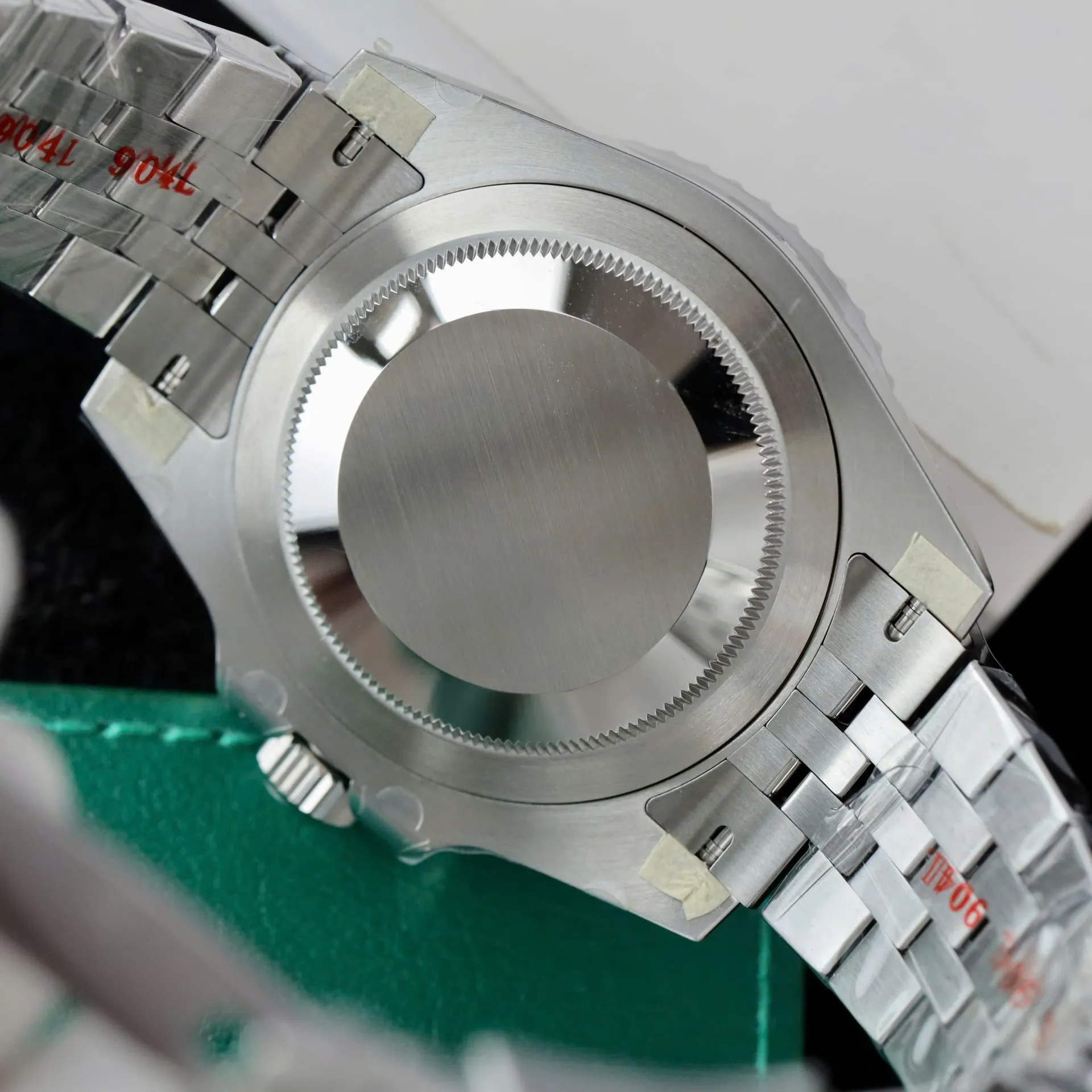 Superclone Rolex GMT-Master II 40 mm 126729VTNR Jubilee “Absinthe” - view 11