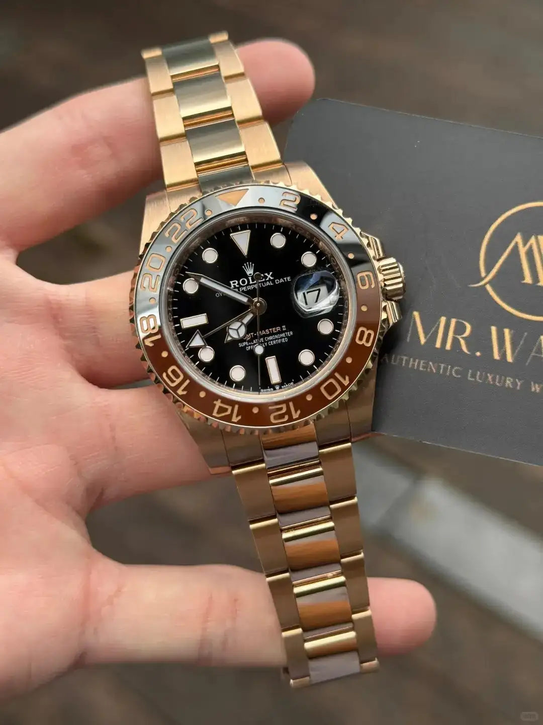 Rolex GMT-Master II Oyster 40 mm Everose gold 126715CHNR - view 4