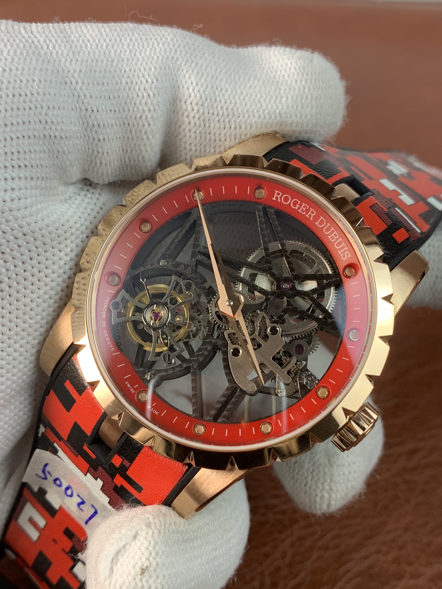 Roger Dubuis Excalibur Skeleton Flying Tourbillon - view 5