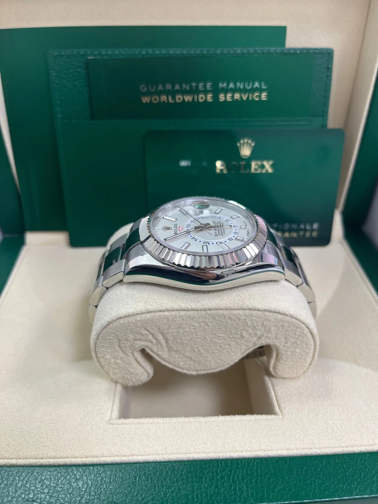 Superclone Rolex Sky-Dweller 42 mm Intense white Dial 336934 - view 6