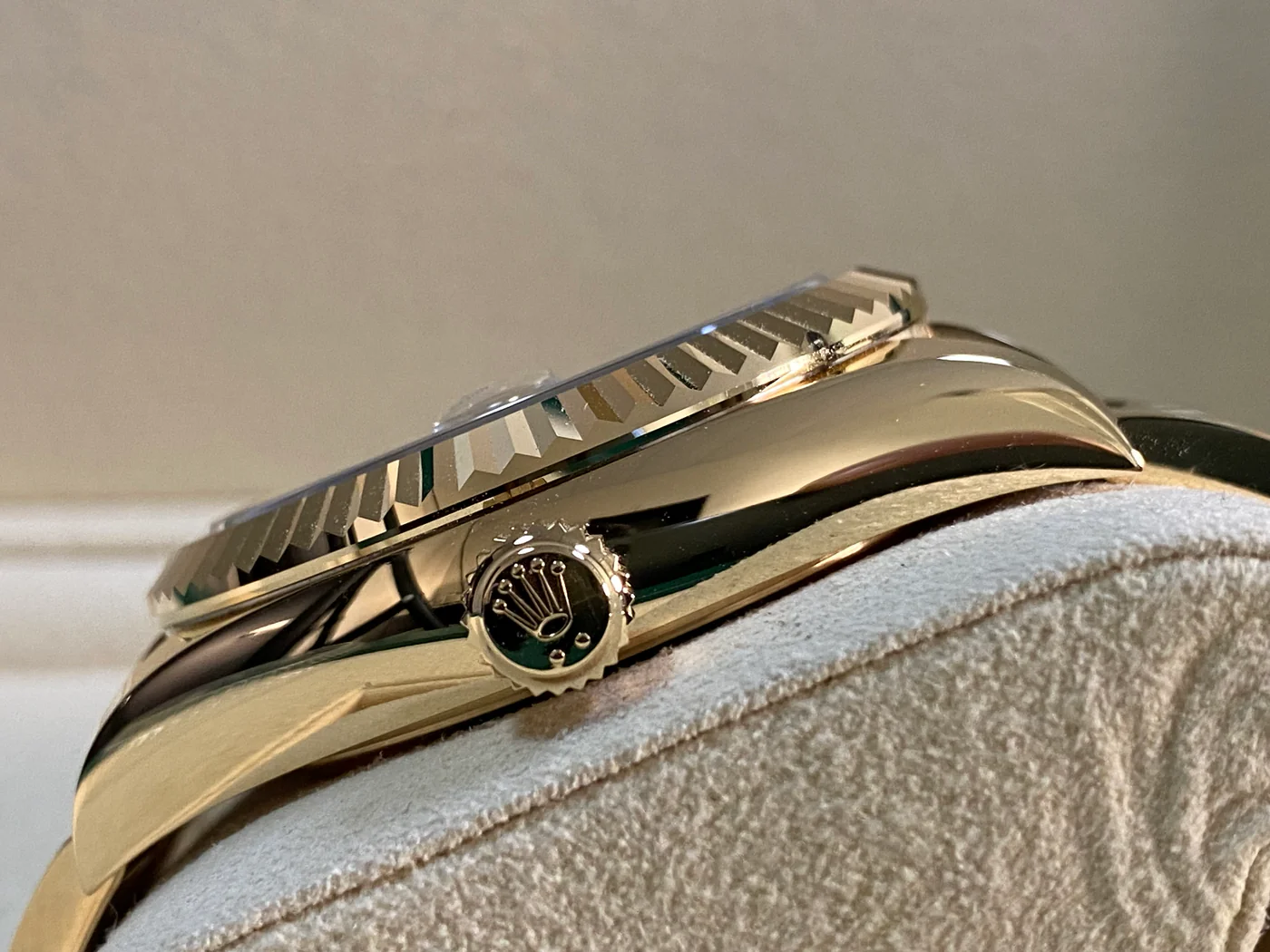 Superclone Rolex Sky-Dweller 42 mm Champagne Dial 336938 - view 7