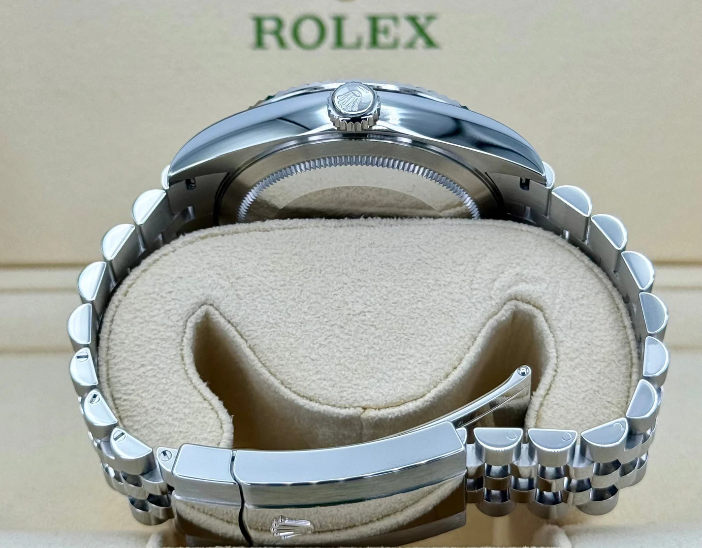 Superclone Rolex Sky-Dweller 42 mm Bright blue Dial 336934 Jubilee - view 7