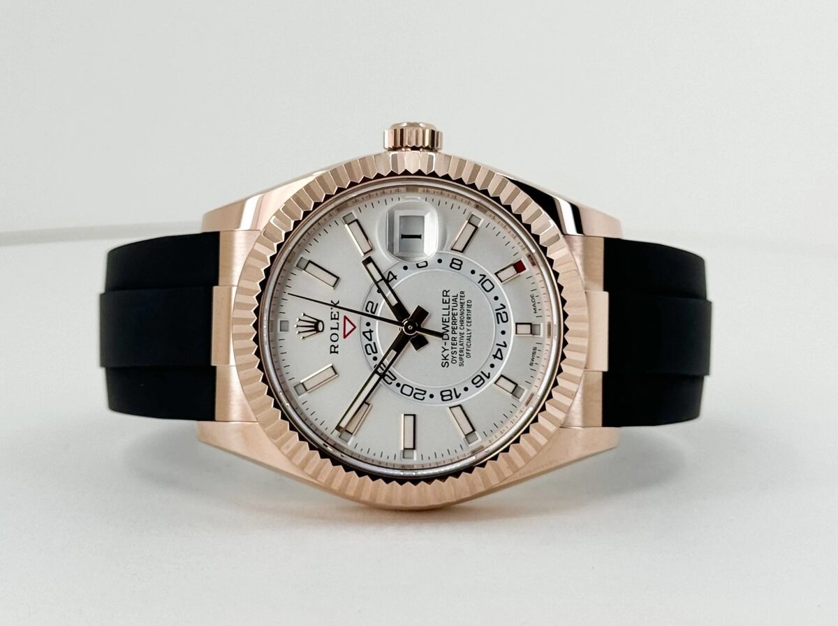 Rolex Sky-Dweller 42mm White Dial 326235 - view 5