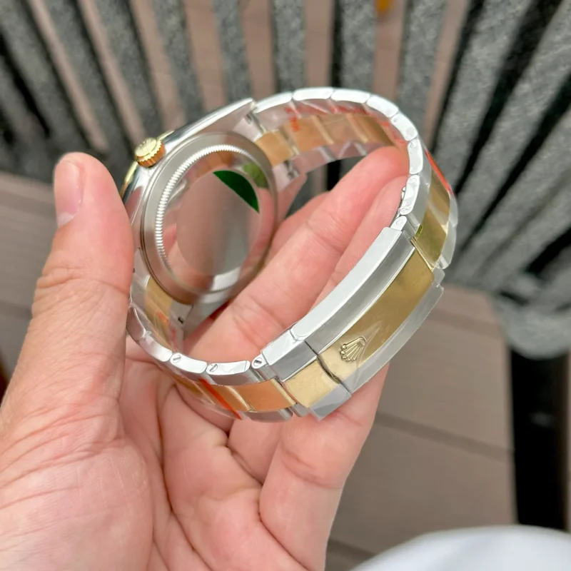 Superclone Rolex Sky-Dweller 42 mm Champagne Dial 336933 - view 6