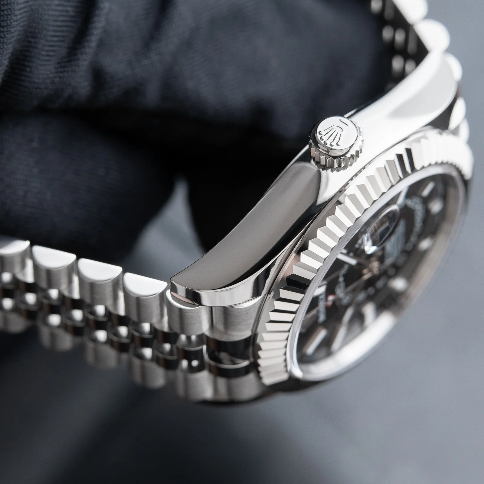 Superclone Rolex Sky-Dweller 42 mm Bright black Dial 336934 Jubilee - view 9