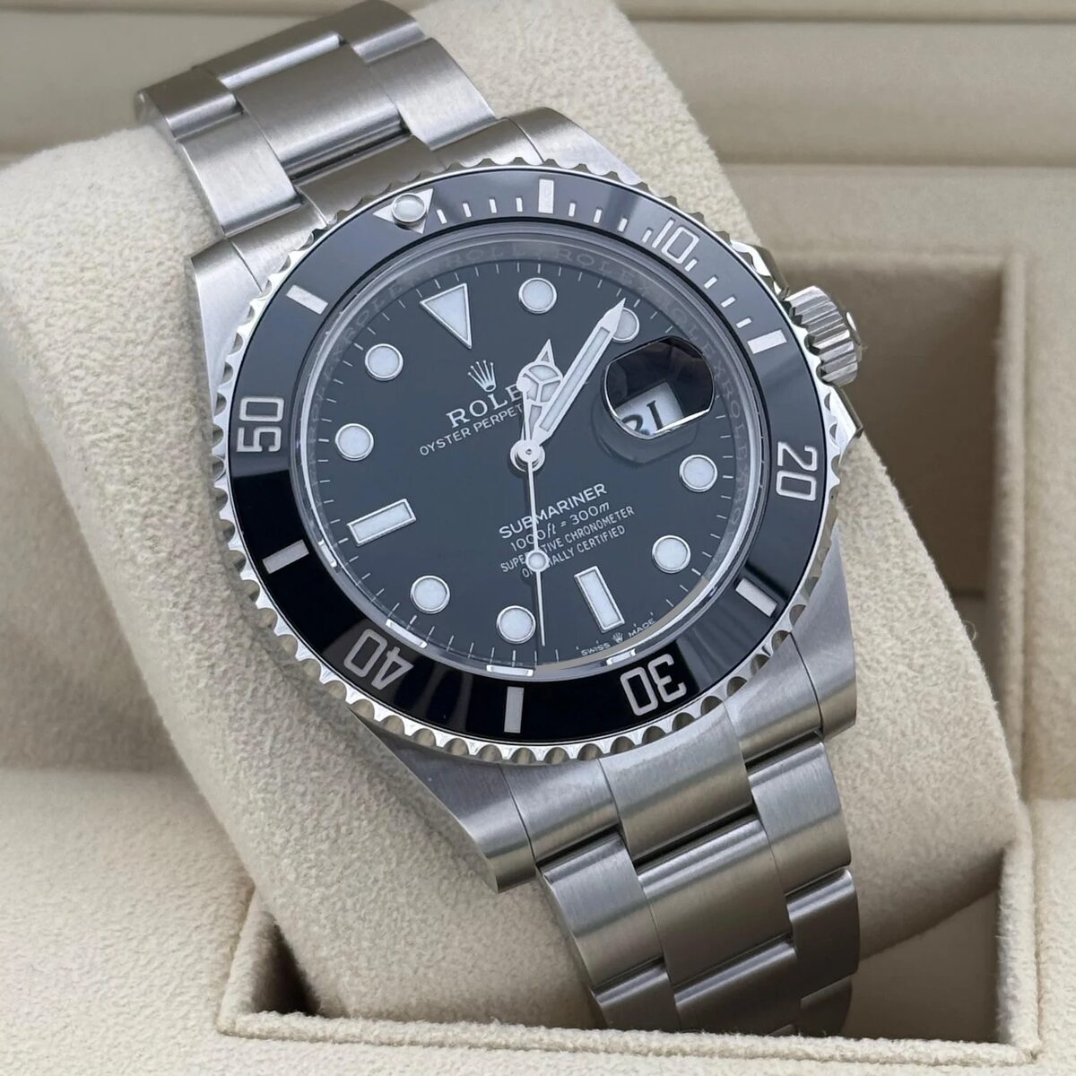 Superclone Rolex Submariner 41mm Black Dial 126610LN - view 5