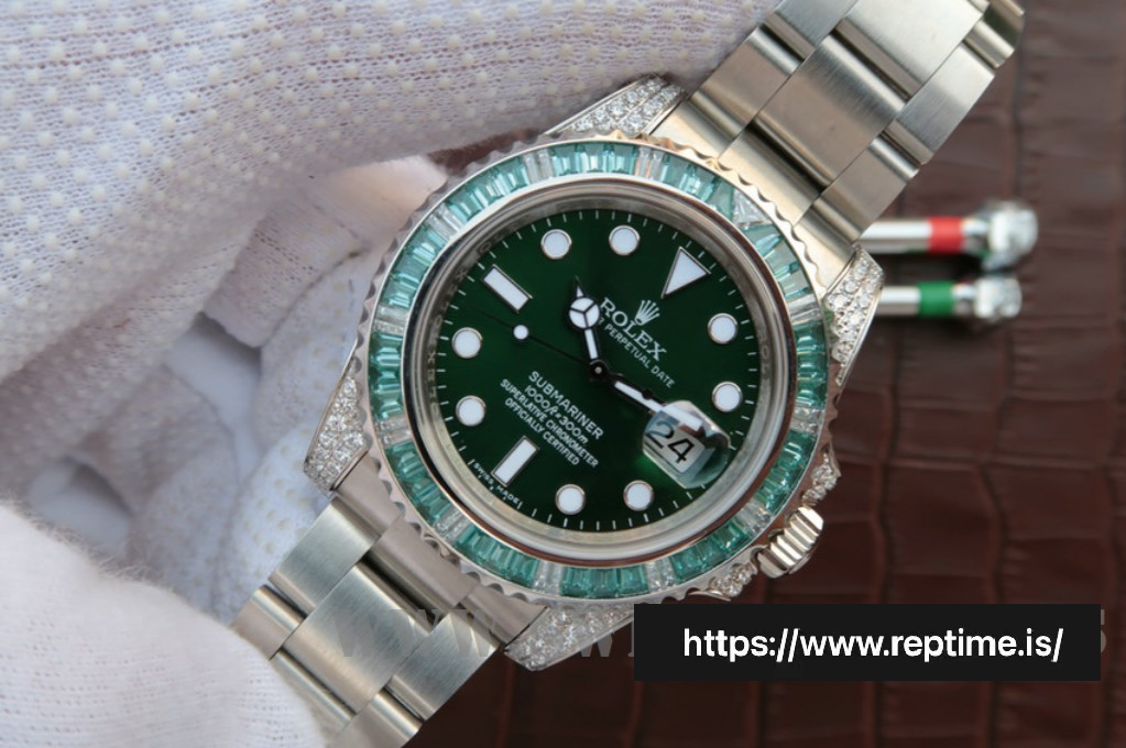 Rolex Submariner 116610 Men Automatic 40MM - view 7