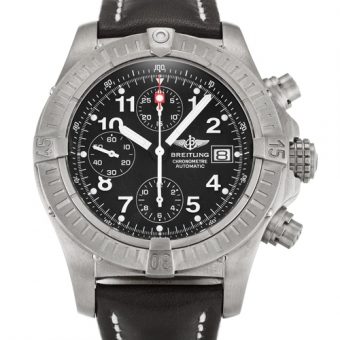Breitling Chrono Avenger E13360 - view 5