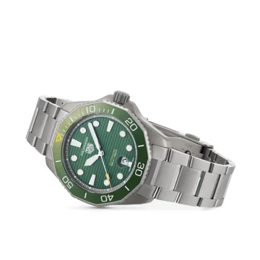 TAG Heuer Aquaracer Men Automatic Green Titanium Watch WBP208B.BF0631 - view 4