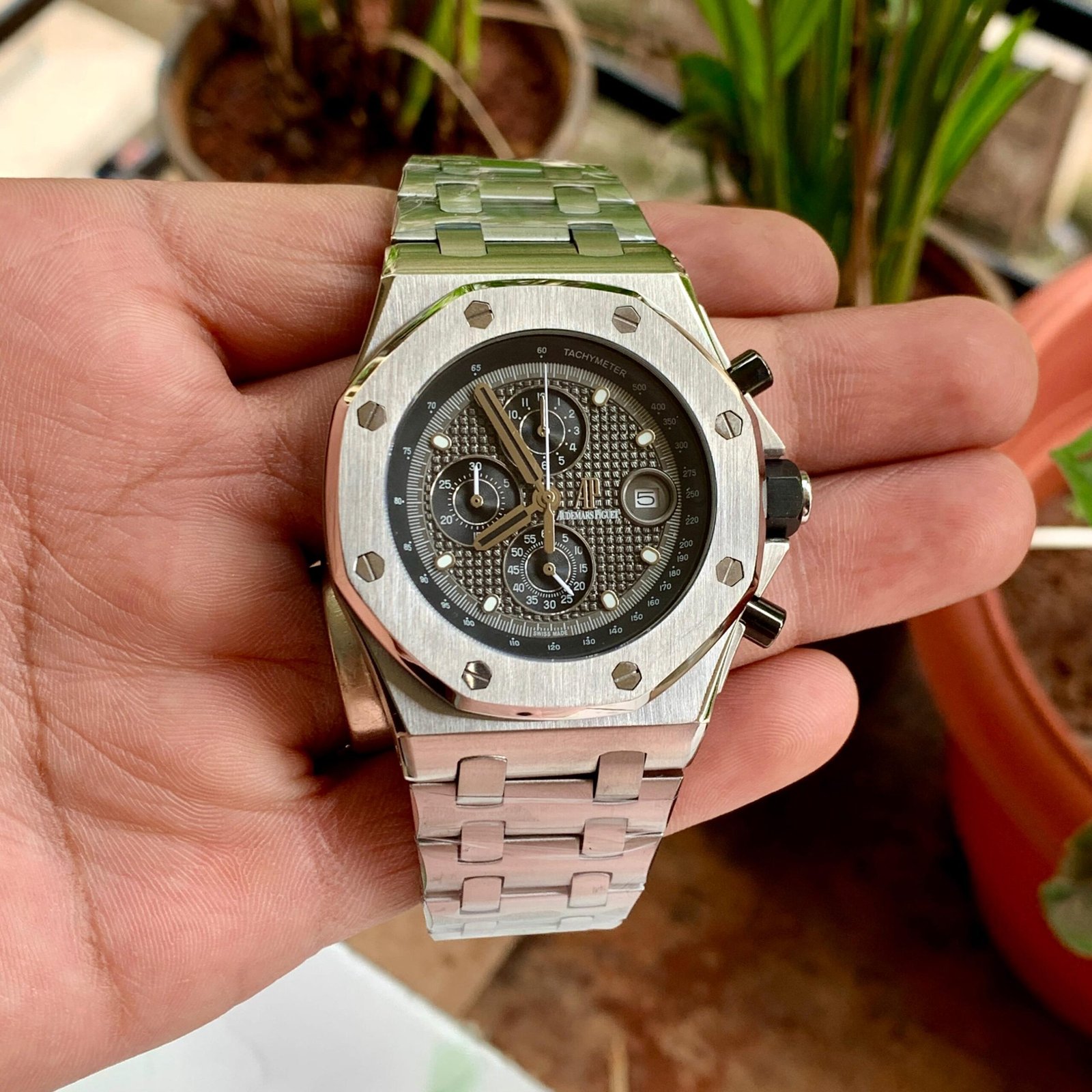 AUDEMARS PIGUET Audemars Piguet Royal Oak Offshore Chronograph Black vs The Original: A Detailed Comparison
